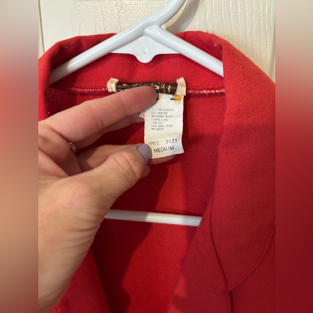 Vintage red blazer, size M - Picture 8 of 11